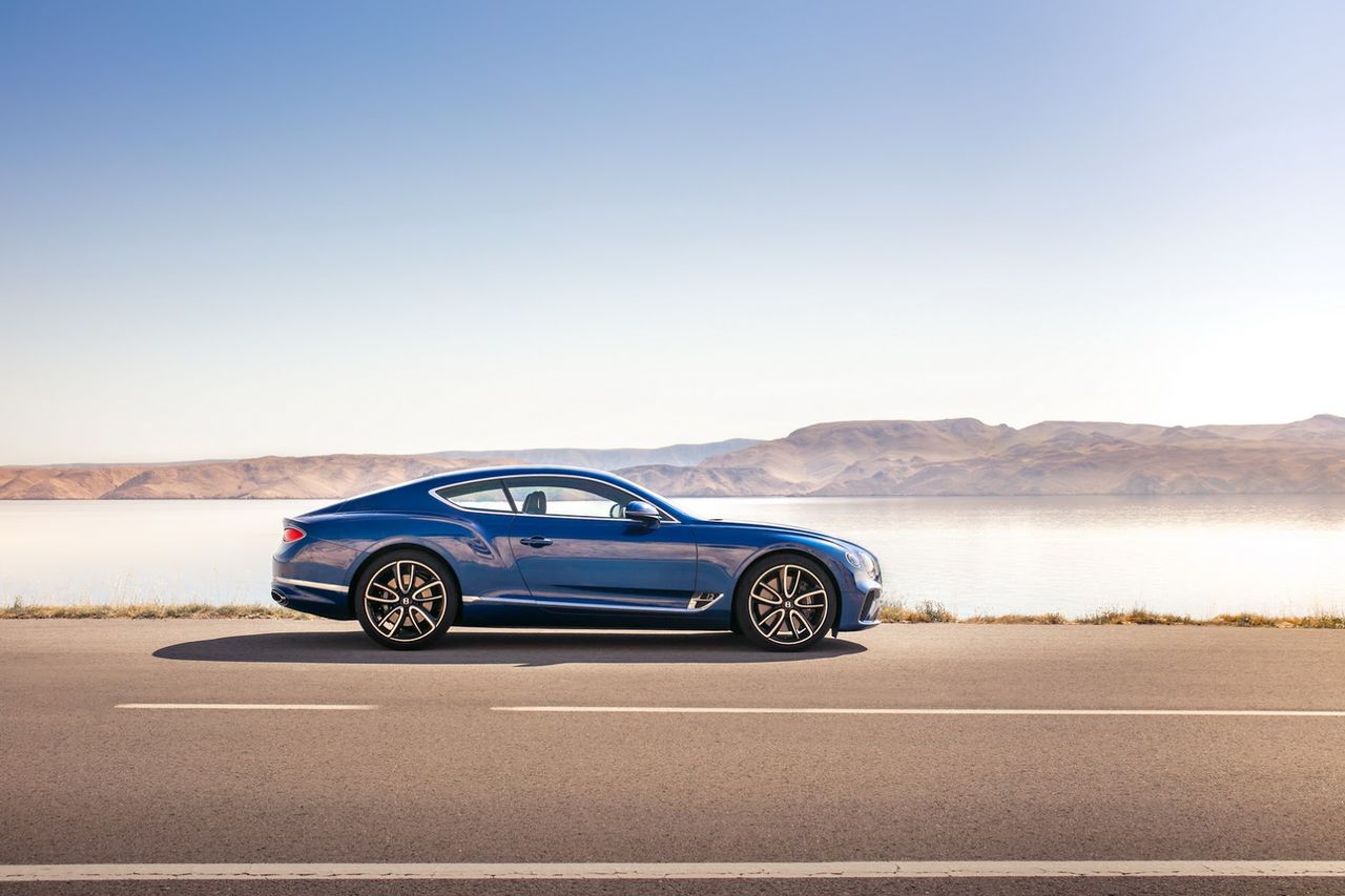 Bentley Continental GT (2017): premiera samochodu dla piłkarzy