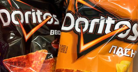 Kultowe chipsy zmieniają kształt. Fani komentują