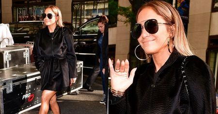 47-letnie nogi Jennifer Lopez w dwóch stylizacjach za 50 tysięcy. Która lepsza? (ZDJĘCIA)