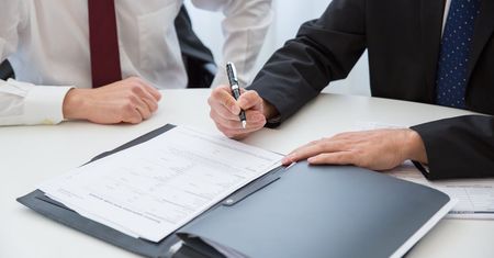 Działalność gospodarcza a działalność nierejestrowana – co wybrać?