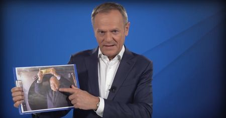 Donald Tusk o podwyżkach stóp procentowych: dla rządzących złoto, dla ludzi - miska ryżu