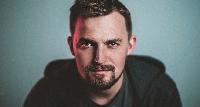 Krzysztof Bednarski w dziale kreacji agencji Kalicińscy.com