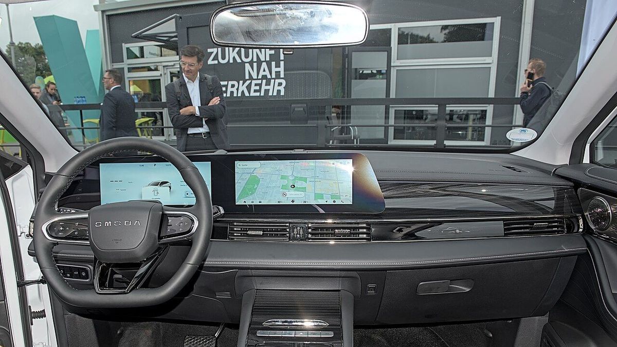 Wnętrze jednego z chińskich samochodów elektrycznych