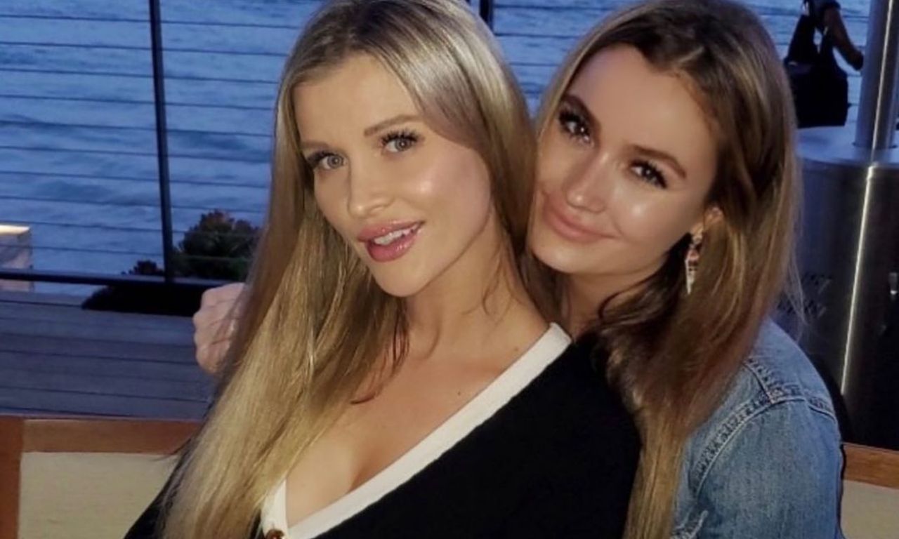 Joanna Krupa i jej siostra przyleciały do Polski. "Jedziemy pomagać"