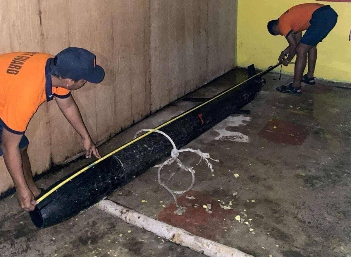 Rybacy znaleźli podwodnego drona. Miał 3,5 metra długości