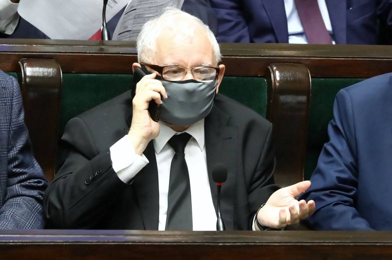 Reforma sądownictwa. Jarosław Kaczyński zapowiada kolejne kroki PiS. "Gigantyczne koszty i chaos"
