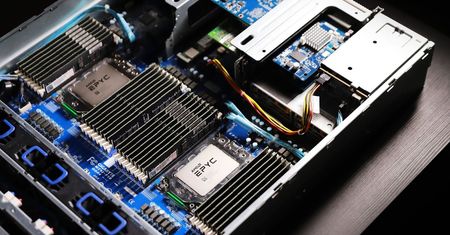 AMD już wie - nowe procesory Epyc będą lepsze od nowych procesorów Intel Xeon