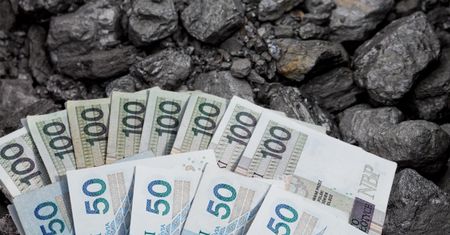 Dlaczego trzeba tyle płacić za węgiel? UOKiK skontrolował składy