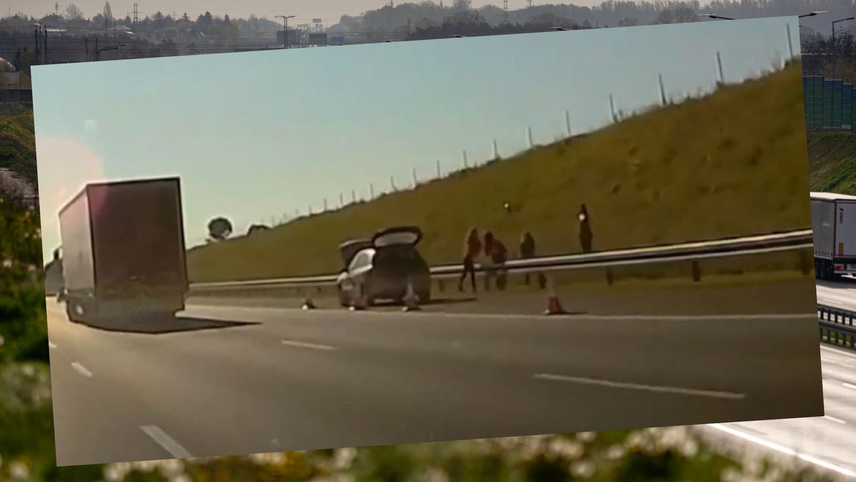 Zachowanie pasażerów zepsutego auta było skrajnie nieodpowiedzialne.