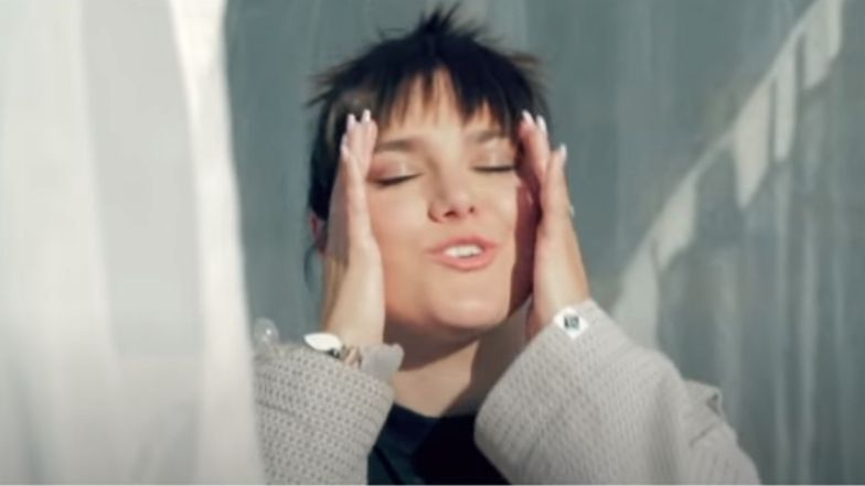 Ewa Farna rapuje w #hot16challenge