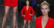 Długie nogi Charlize Theron w Berlinie