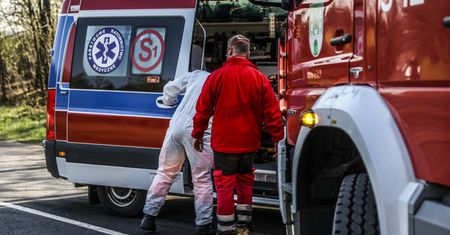 Karambol na A8. Zablokowana droga