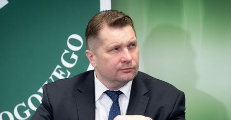 Resort edukacji umywa ręce. "Zostaliśmy oszukani"