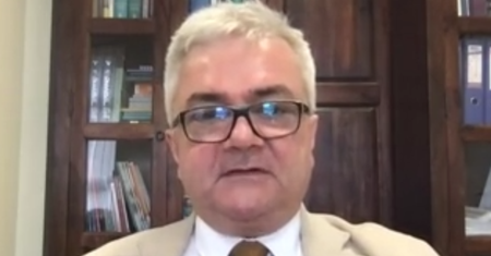 Maseczki muszą być i basta? Odpowiedź prof. Fala dała do myślenia