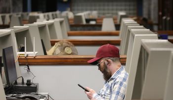 Polska giełda pod lupą ekspertów. Banki pod coraz większą presją
