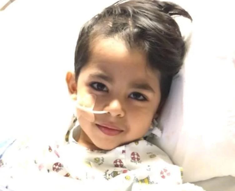 Rayhan skarżył się na ból głowy