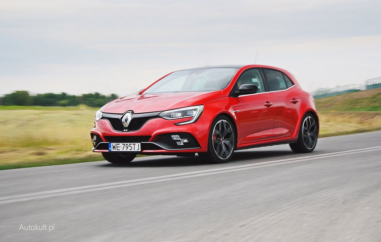 Renault Megane R.S. z pakietem Cup: tak należy dziś robić hot hatcha