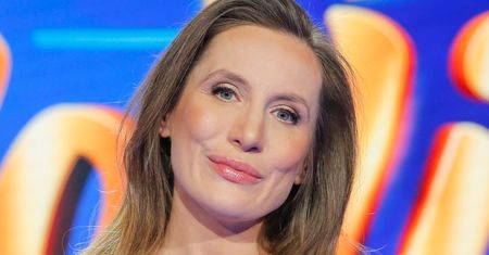 Pola Wiśniewska pozuje BEZ MAKIJAŻU w samochodzie u boku syna Falco Amadeusa (FOTO)
