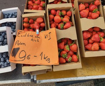 Zdjęcie z Niemiec. Za tyle sprzedają polskie truskawki