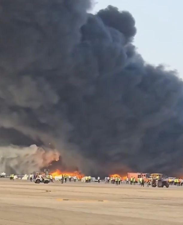 Pożar na lotnisku w Dhace może kosztować Bangladesz miliard dolarów