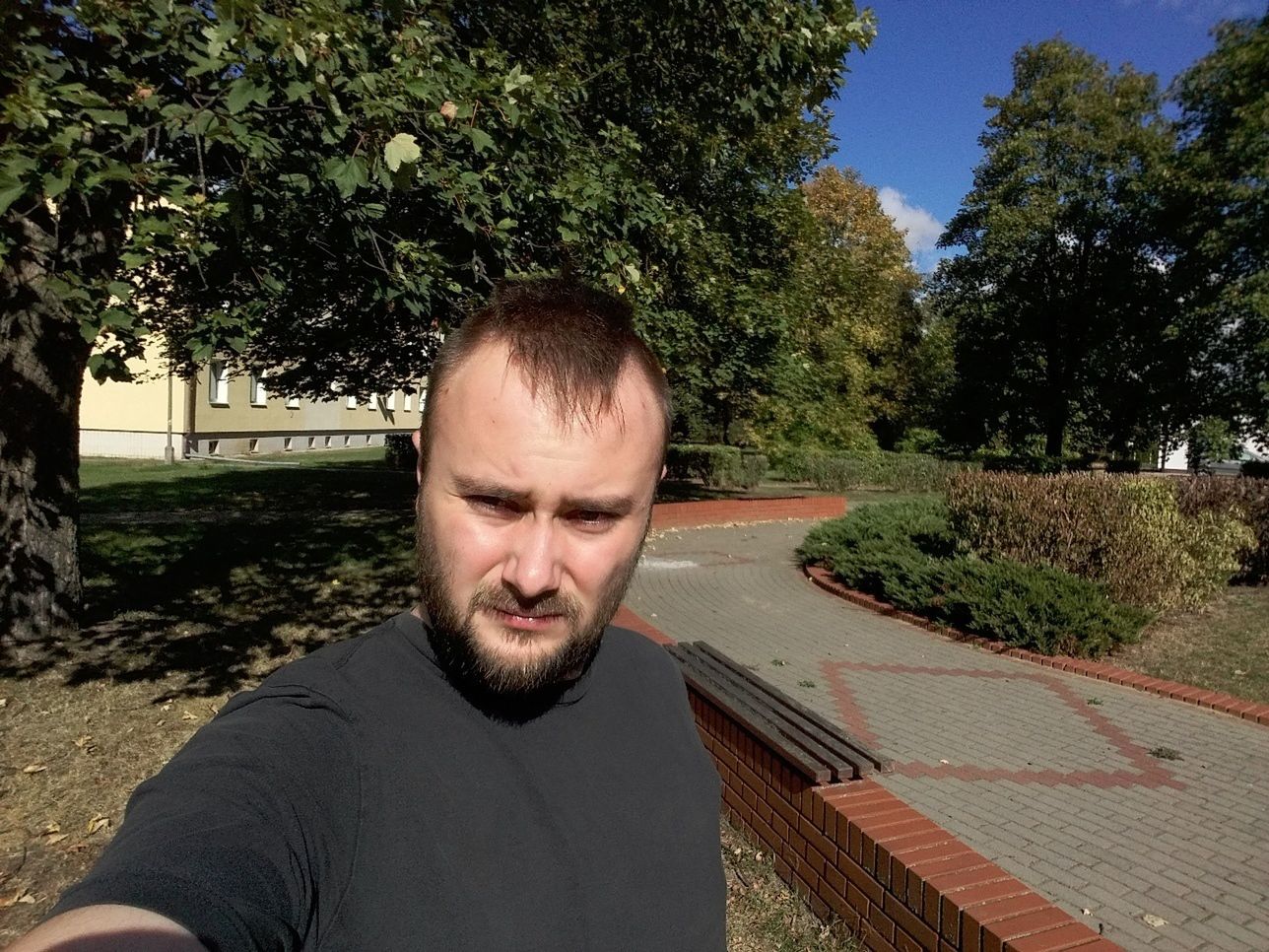 Samsung Galaxy J5 to zaskakująco dobry średniak z wieloma zaletami [test i recenzja] 87