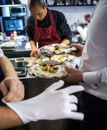 Sieć restauracji traci w oczach klientów. Powodem masowe zatrucia