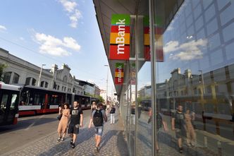 Apple Pay w Polsce. Za zakupy można płacić iPhonem