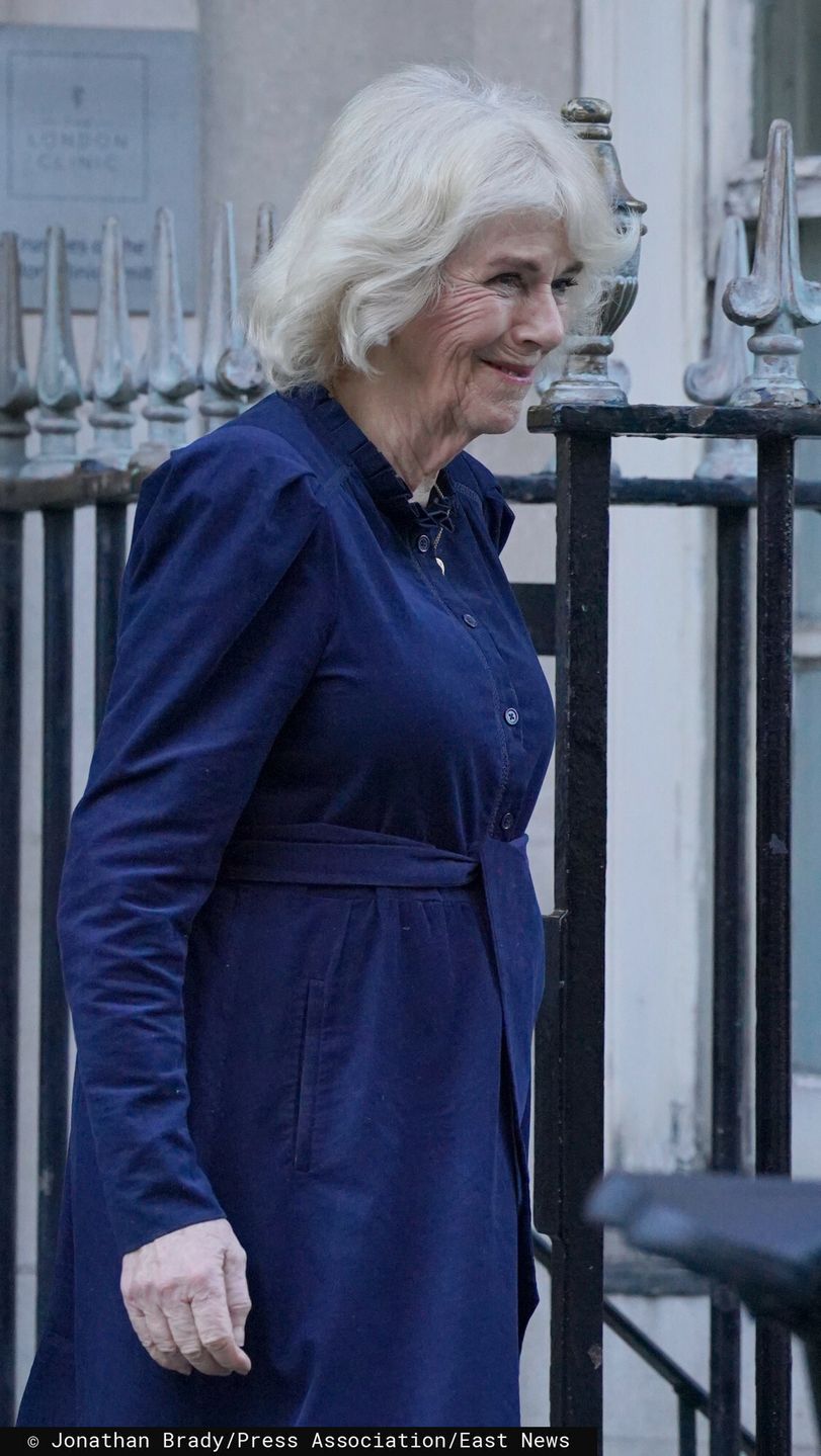 Królowa Camilla wychodzi ze szpitala