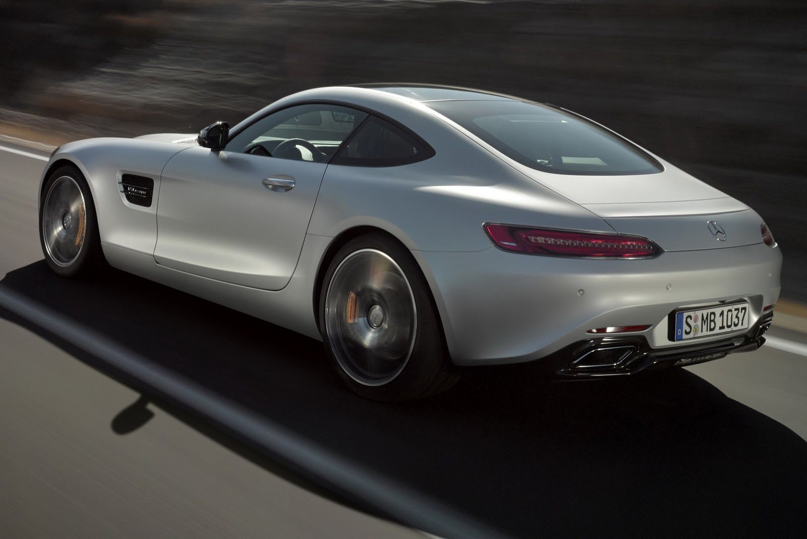 Mercedes-AMG GT na ponad 180 zdjęciach! 175