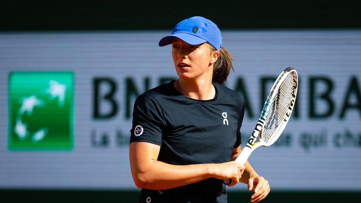 Zdjęcie okładkowe artykułu: Getty Images / Robert Prange / Iga Świątek podczas treningu przed Roland Garros