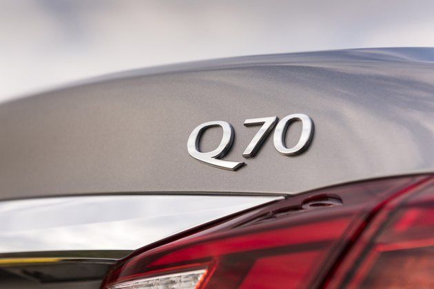 Infiniti Q70