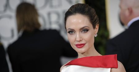 Angelina Jolie dobrze zrobiła, poddając się operacji?