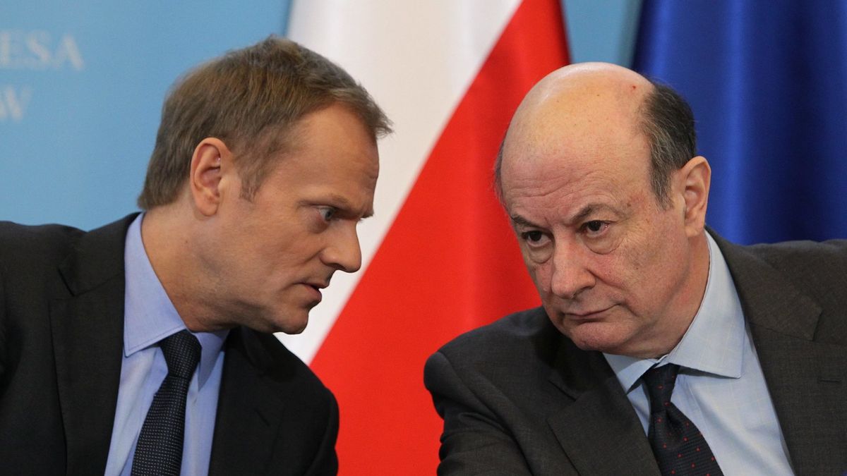 Donald Tusk i Jacek Rostowski - główni architekci reformy emerytalnej z 2013 r.