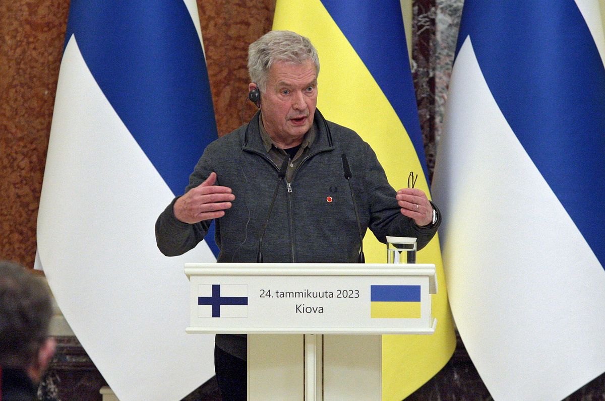 Prezydent Finlandii Sauli Niinsto ostrzega, że jest wiele dowodów na przygotowania do nieodległego w czasie kolejnego ataku Rosjan na Ukrainę 