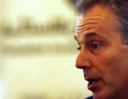 Tony Blair przyłapany na jeździe bez biletu