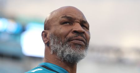 Mike Tyson wraca na ring. Znana data pojedynku z Royem Jonesem jr