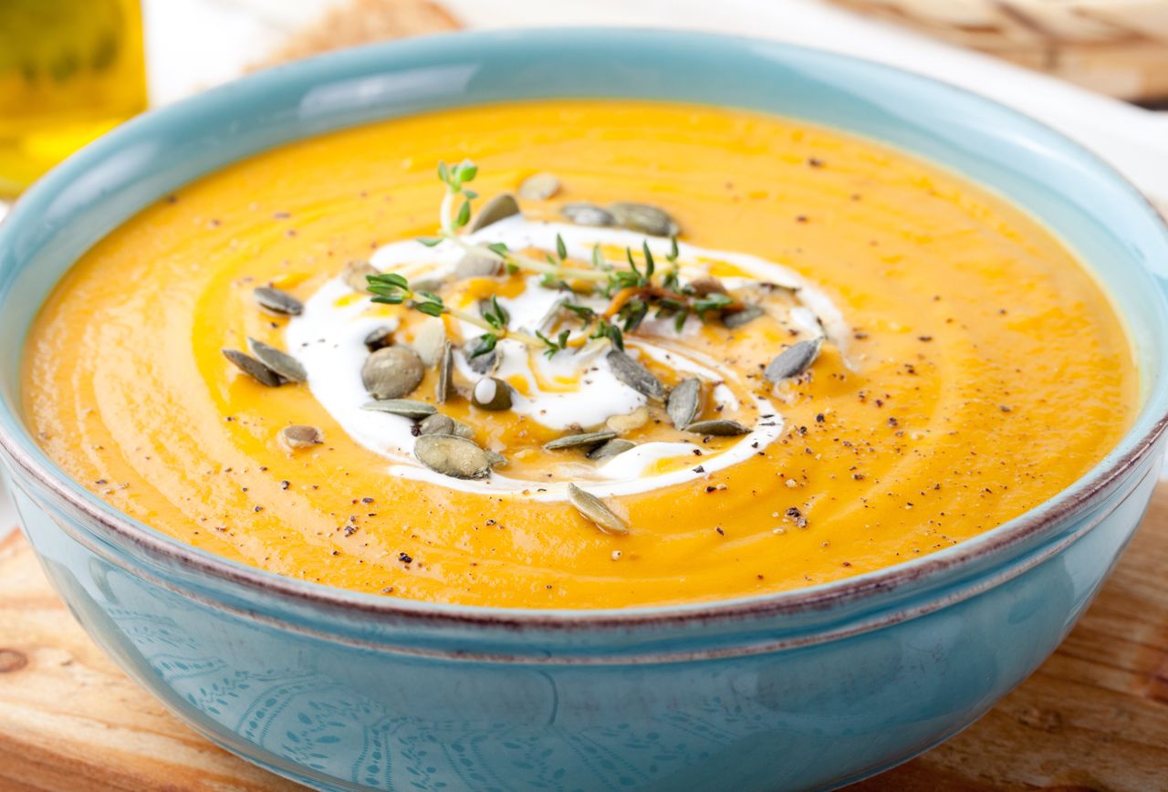 Lekka i pożywna zupa. Dietetycy zalecają ją po świątecznym przejedzeniu