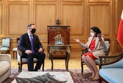 Polska zamierza podzielić się szczepionkami. Andrzej Duda wskazuje kraj