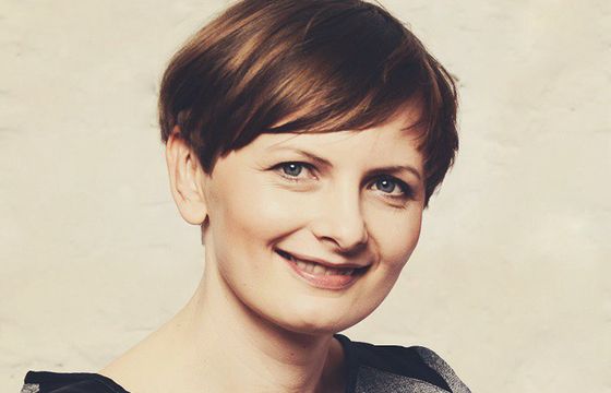 Iwona Czech za Dariusza Maciołka odpowiada za komunikację Avivy