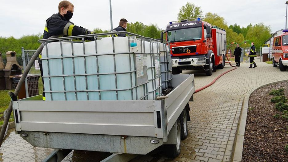 Gmina Czerwonak ma pomysł na suszę. Wykorzystano 600 tysięcy litrów wody z basenu