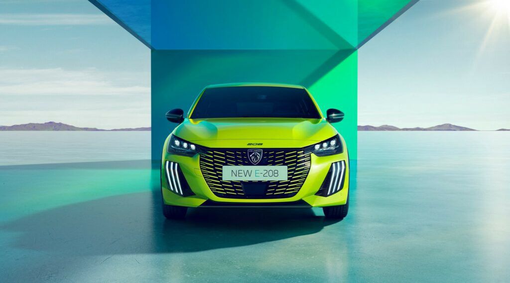 Odświeżony Peugeot e-208