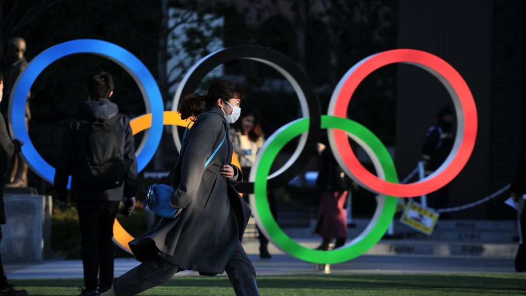 Zdjęcie okładkowe artykułu: Getty Images / David Mareuil/Anadolu Agency / Na świecie szaleje koronawirus. Czy storpeduje on największe sportowe wydarzenia tego roku?