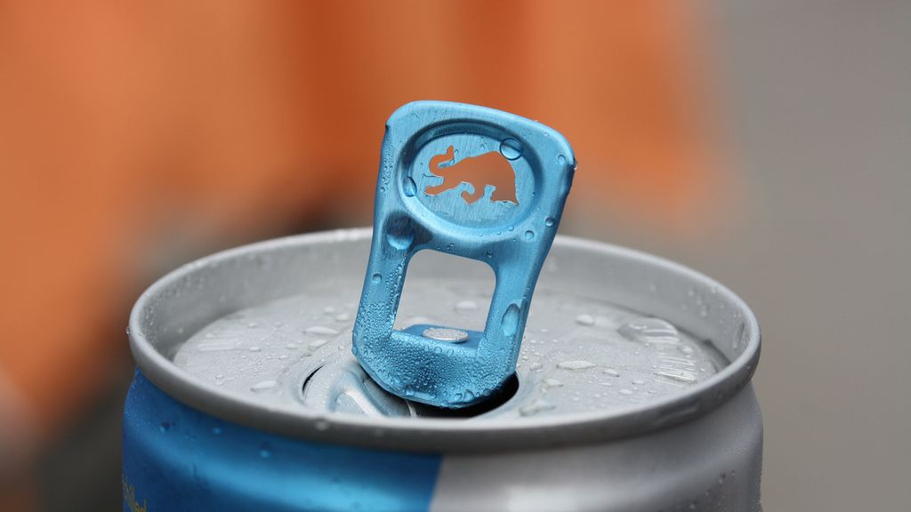 Napój energetyczny Red Bull bez dodatku cukru, z kofeiną