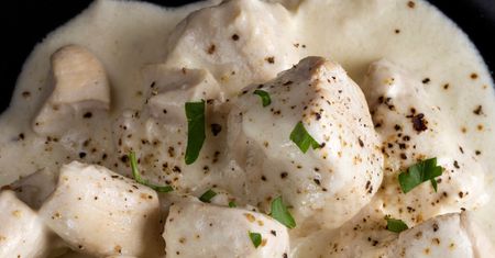 W moim domu nikt nie je czerwonego mięsa. Dlatego na Wielkanoc robię kurczaka w sosie chrzanowym