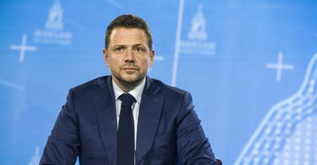 Trzaskowski: "To PiS zabiera mięso Polakom. Niczego nie zakazujemy"