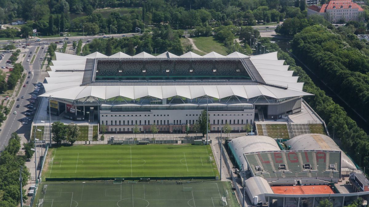 PAP / Leszek Szymański / Na zdjęciu: Stadion Legii Warszawa