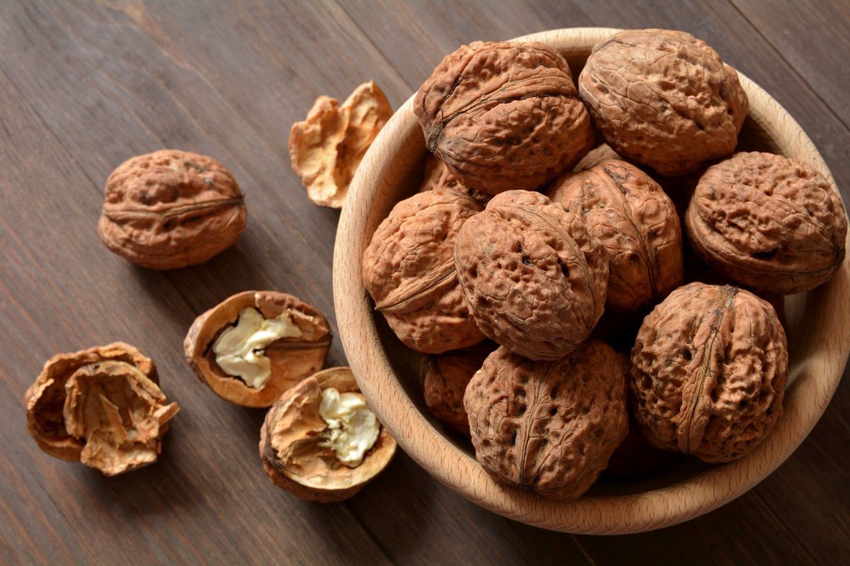 Unlock the power of discarded walnut shells: The affordable beauty secret for hair and skin