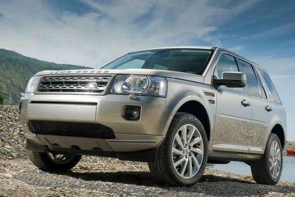 1. Land Rover Freelander II TOP 10 najlepszych SUVów