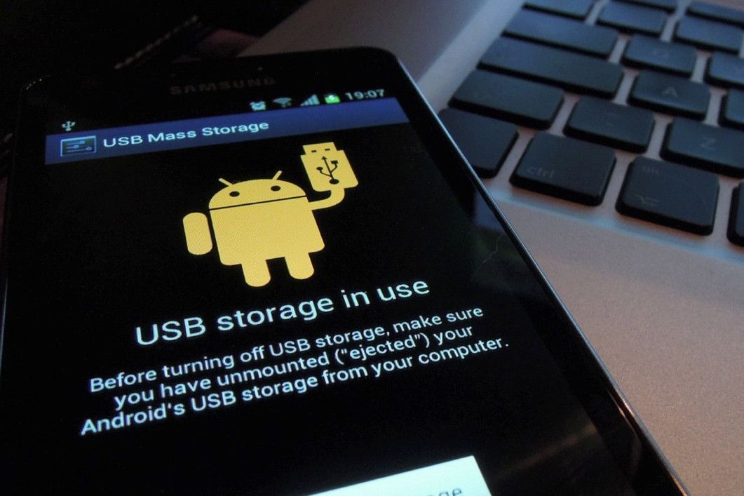 DriveDroid: zastąp zagubionego pendrive'a z systemem operacyjnym swoim ...