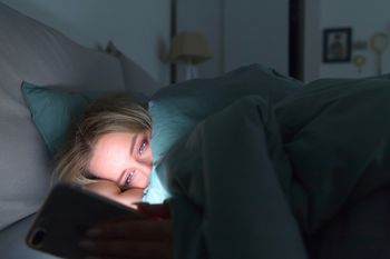 Sen, a demencja. Nowe badania ujawniają zagrożenia